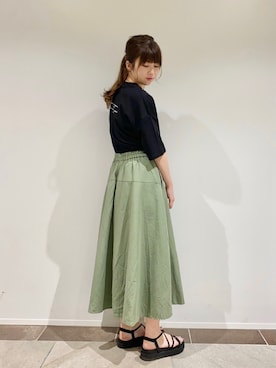 「バックロゴ」｜「アイテム（サンダル）」を使った、karin_mamaさん（レディース・158cm）の夏コーディネート