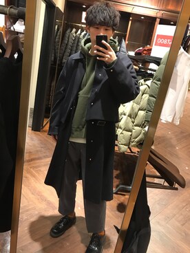 「yoke」｜「アイテム（ステンカラーコート）」を使った、jibakuさん（メンズ・175cm）の冬コーディネート