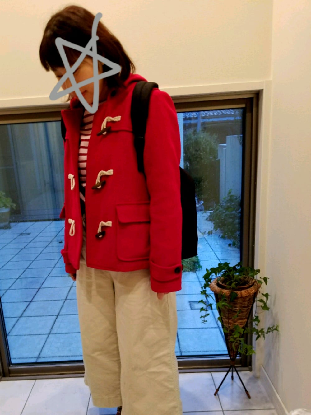 「休日、赤色コーデ、あかいろ、セントジェームス、saint james、ボーダー」｜「nico and…のアイテム（その他パンツ、ホワイト系）」を使った、ミールさん（レディース・155cm）の冬コーディネートの1枚目の写真