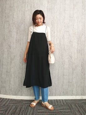 「メロートップス」｜「アイテム（サンダル）」を使った、ayaさん（レディース・162cm）の夏コーディネート