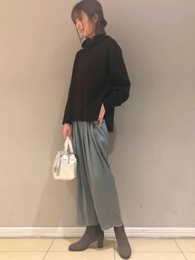 「BEVINI（べヴィニ）のアイテム」を使った、BABYLONE STAFFさん（レディース・170cm）の秋コーディネート