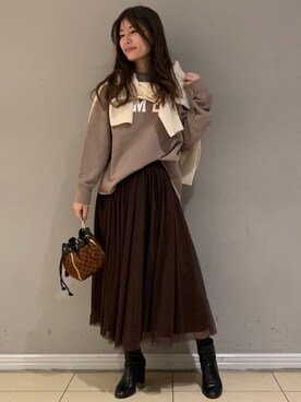 「BEVINI（べヴィニ）のアイテム」を使った、BABYLONE STAFFさん（レディース・162cm）の秋コーディネート