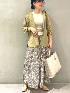 「BEVINI（べヴィニ）のアイテム」を使った、BABYLONE STAFFさん（レディース・158cm）の冬コーディネート
