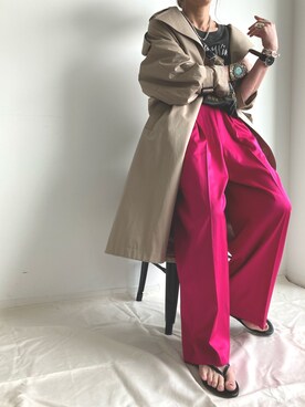 「ビーサン」｜「アイテム（トレンチコート）」を使った、BABYLONE STAFFさん（レディース・158cm）の冬コーディネート