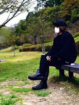 「Moonage Devilment（ムーンエイジデビルメント）のアイテム（トップス）」を使った、ゆうさん（メンズ・174cm）の春コーディネート