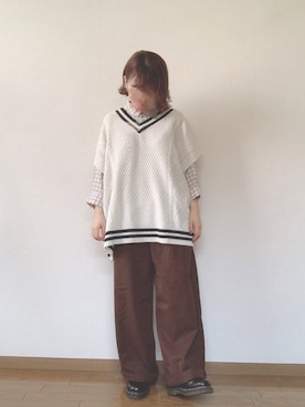 「ブラウンパンツ」｜「アイテム（その他シューズ）」を使った、belico*さん（レディース・146cm）の秋コーディネート