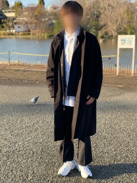 「koe（コエ）のアイテム（ステンカラーコート）」を使った、YuMiAさん（メンズ・180cm）の春コーディネート