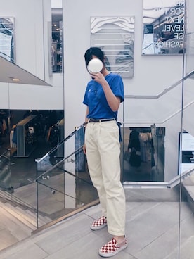 「アイテム（メッセンジャーバッグ、ブルー系）」を使った、Lam Lamさん（レディース・163cm）の春コーディネート