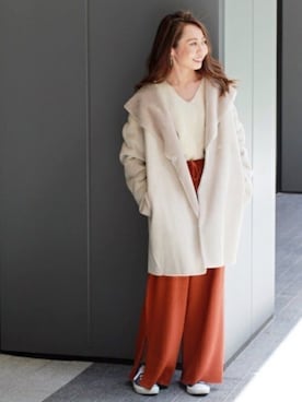 「アイテム（ムートンコート）」を使った、RIE TAKIさん（レディース・156cm）の夏コーディネート