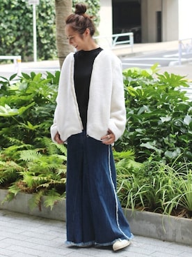 「アイテム（ノーカラージャケット、ホワイト系）」を使った、RIE TAKIさん（レディース・156cm）の秋コーディネート