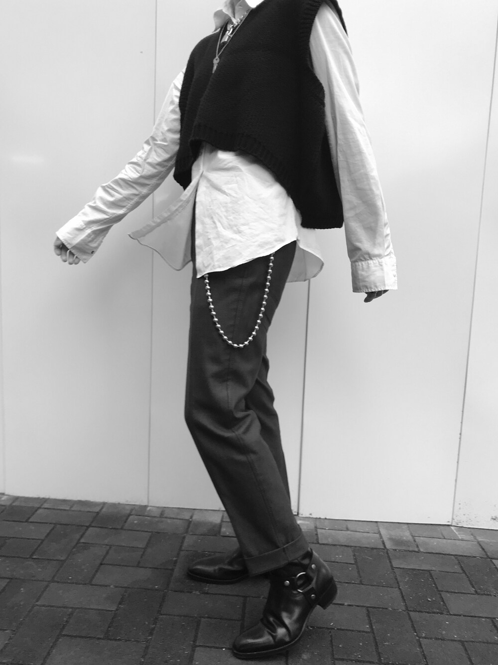 「シンプルコーデ、大人カジュアル、ニット、street、韓国ファッション、モード、チョコ色に染まれ、ストリート、おしゃれさんと繋がりたい、休日スタイル」｜「インスタフォローお願いします！のアイテム（その他、その他）」を使った、くぼうぃーね@相互フォローさん（メンズ・172cm）の冬コーディネートの1枚目の写真