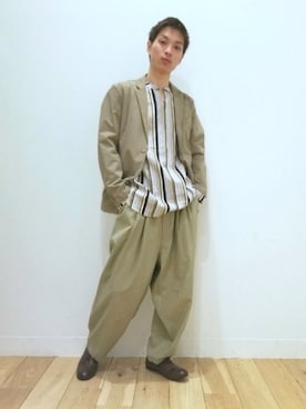 「リネンシャツ」｜「アイテム（その他アウター）」を使った、SHOTAさん（メンズ・168cm）の春コーディネート