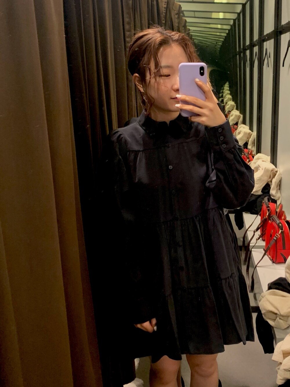 「カジュアル、ブラックコーデ」｜「ZARAのアイテム（ワンピース、ブラック系）」を使った、みさん（レディース・160cm）の秋コーディネートの1枚目の写真