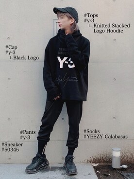 「Yeezy（イージー）のアイテム（レッグウェア）」を使った、たくちぇるさん（メンズ・165cm）の春コーディネート