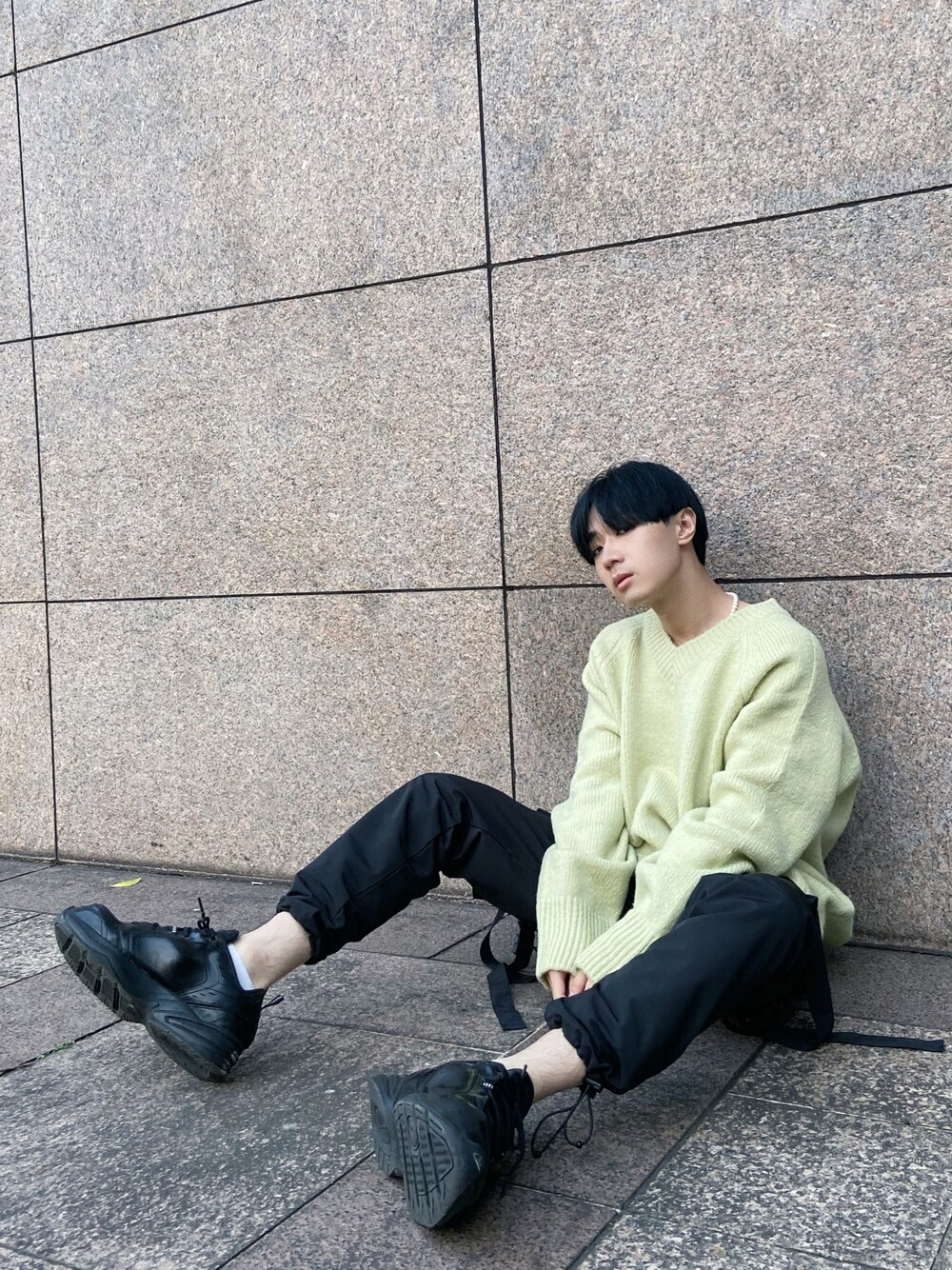 「ootd、秋のコーデ、street、streetstyle、streetfashion、fashion、martinerose、NIKE」｜「MARTINE ROSEのアイテム（スニーカー、ブラック系）」を使った、Haochanghxxさん（メンズ・167cm）の秋コーディネートの1枚目の写真