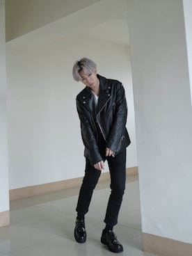 「GIVENCHY（ジバンシイ）のアイテム（シューズ）」を使った、Haochanghxxさん（メンズ・165cm）の冬コーディネート