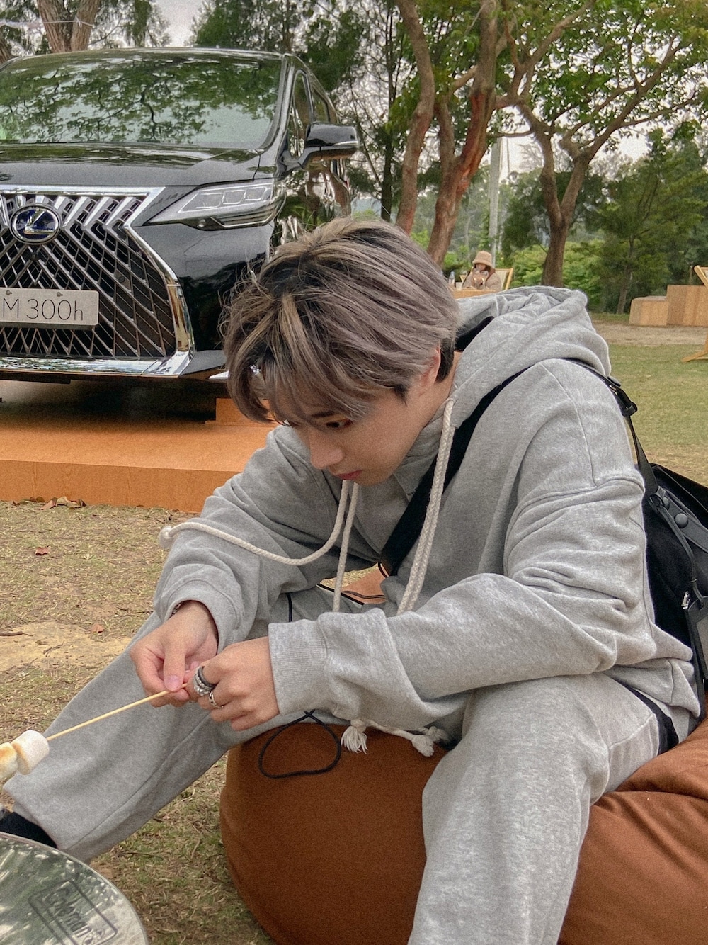 「ootd」｜「Pushcreateのアイテム（ジャージ、グレー系）」を使った、Haochanghxxさん（メンズ・165cm）の春コーディネートの1枚目の写真
