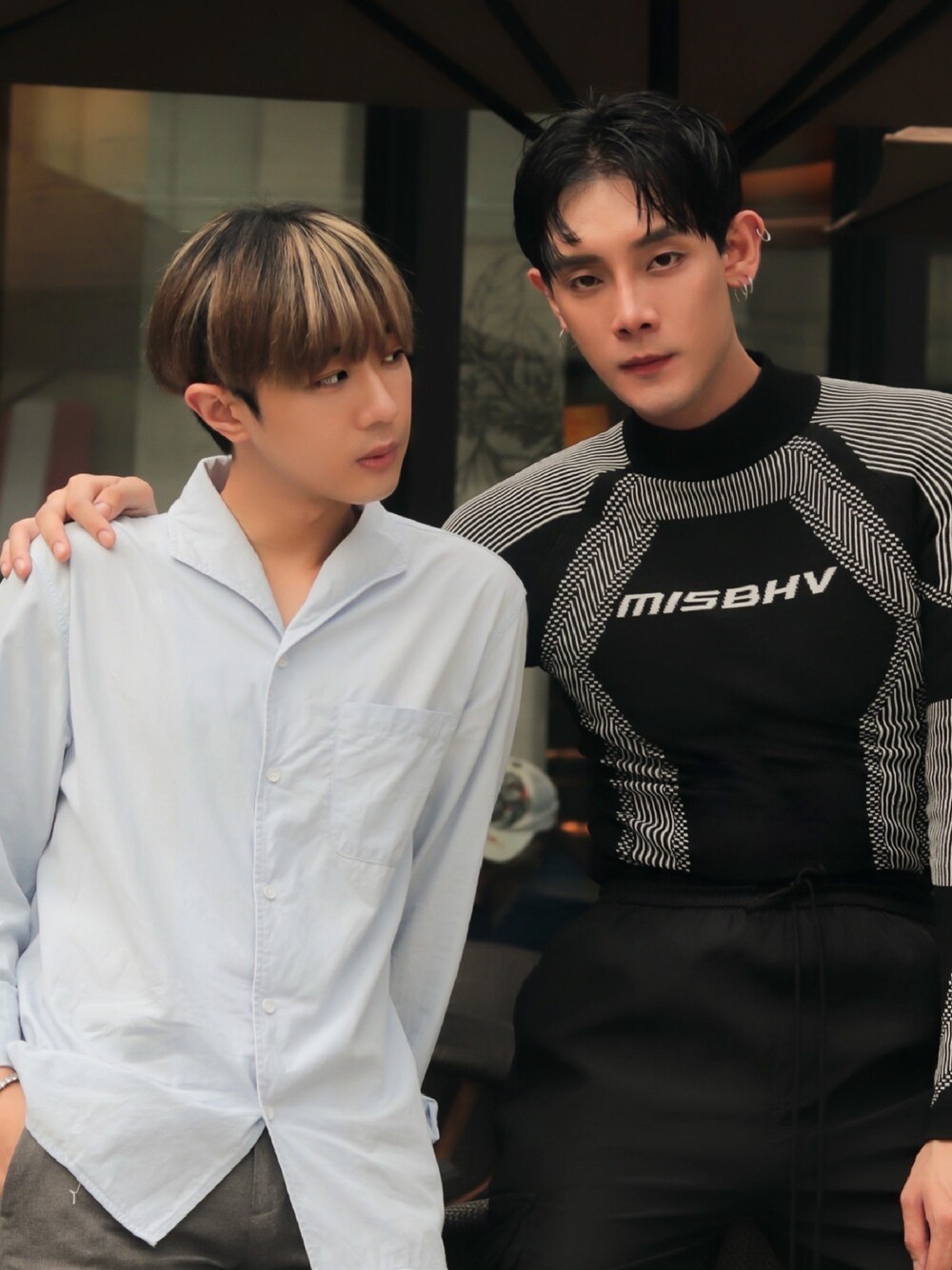 「ootd」｜「MISBHVのアイテム（Tシャツ/カットソー、ブラック系）」を使った、Haochanghxxさん（メンズ・165cm）の春コーディネートの1枚目の写真