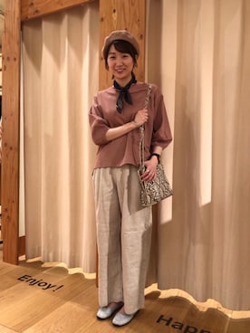 「くすみピンク」｜「アイテム（ハンチング/ベレー帽）」を使った、みやたけさん（レディース・167cm）の春コーディネート