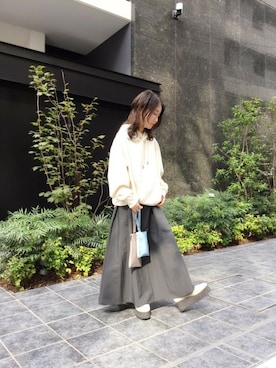 「hulis（ヒュリス）のアイテム」を使った、MOCOSHさん（レディース・151cm）の秋コーディネート