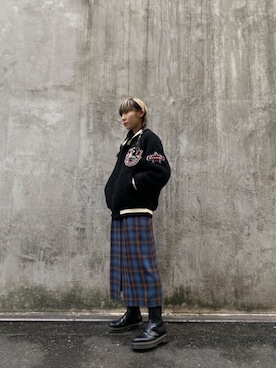 「HYSTERIC GLAMOUR（ヒステリックグラマー）のHYSTERIC COLLEGEワッペン ボアスタジャン（ブルゾン、ブラック系）」を使った、minonminyonさん（レディース）の秋コーディネート