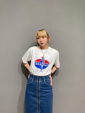 「HYSTERIC GLAMOUR（ヒステリックグラマー）のフロントZIPタイトデニムスカート（デニムスカート、ブルー系）」を使った、minonminyonさん（レディース）の春コーディネート