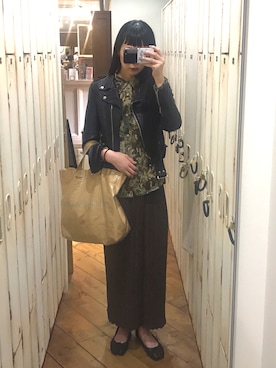 「美容師」｜「アイテム（ライダースジャケット）」を使った、MIYUKIさん（レディース・172cm）の秋コーディネート