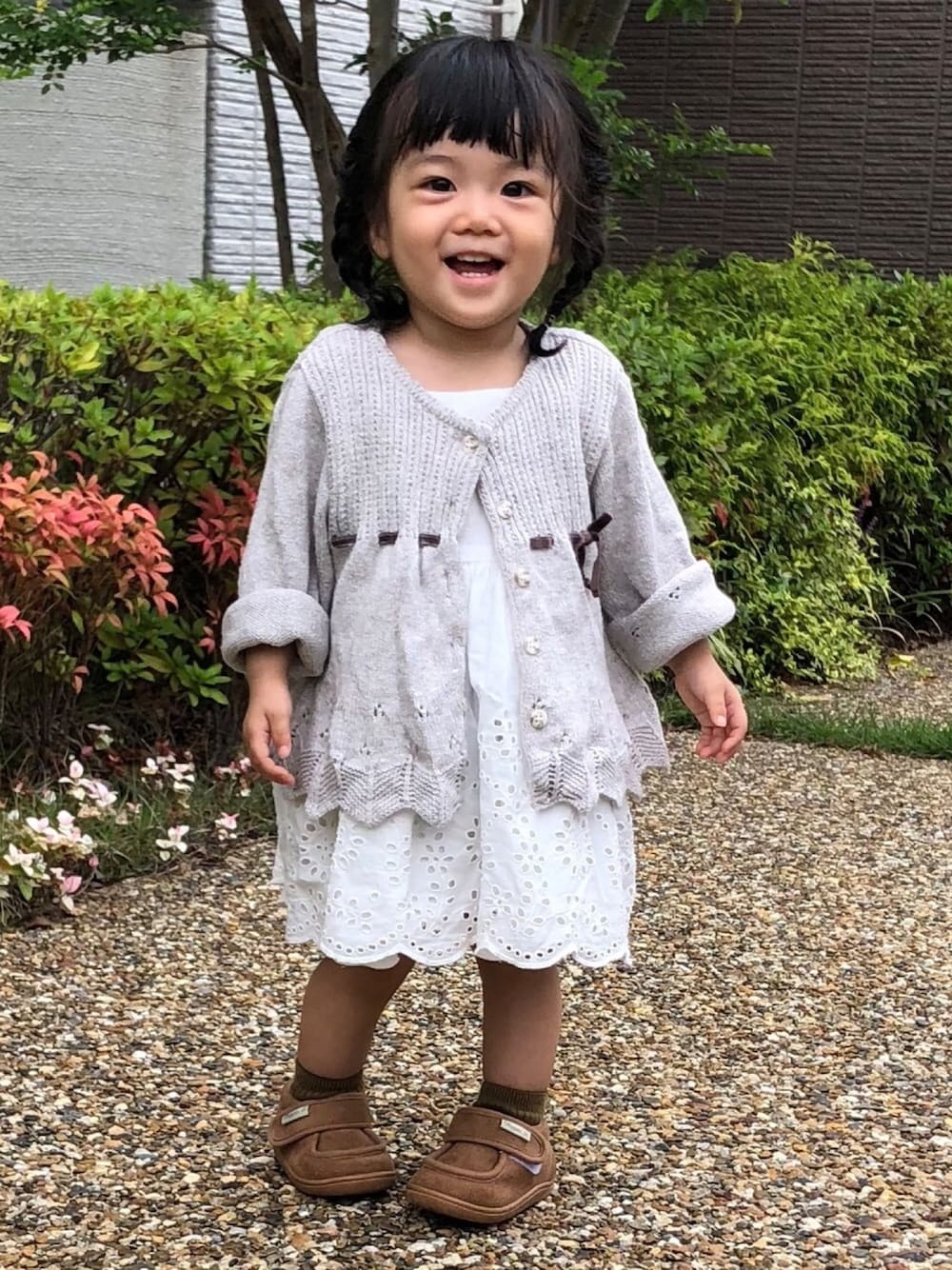 「1歳、1歳6ヶ月、秋コーデ、秋服準備はじめました」｜「sense of wonderのオーガニックタムリボンボレロ（カーディガン/ボレロ、ホワイト系）」を使った、mi/aaさん（キッズ・80cm）の秋コーディネートの1枚目の写真