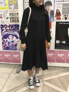 「高橋愛コラボ」｜「アイテム（シューズ）」を使った、泉 ひかるさん（レディース・158cm）の秋コーディネート