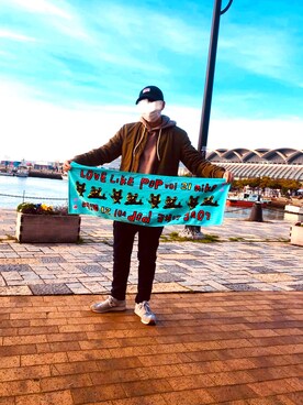 「SEVENDAYS=SUNDAY（セブンデイズサンデイ）のアイテム（パーカー）」を使った、リョーマさん（メンズ・158cm）の春コーディネート