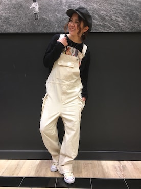 「AVIREX（アヴィレックス）のアイテム（サロペット/オーバーオール）」を使った、Reiさん（レディース・157cm）の冬コーディネート