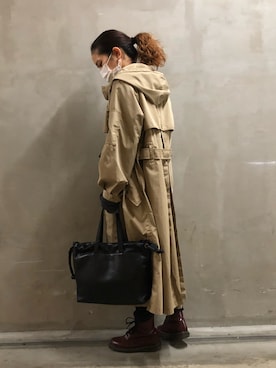 「AVIREX（アヴィレックス）のアイテム（トレンチコート）」を使った、Reiさん（レディース・156cm）の春コーディネート