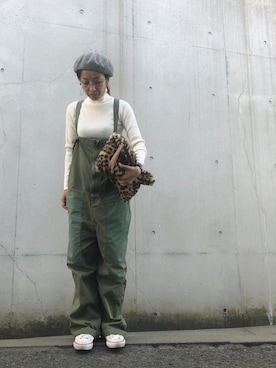 「やっぱりストリートが好き」｜「アイテム（サロペット/オーバーオール）」を使った、yurryさん（レディース・160cm）の秋コーディネート