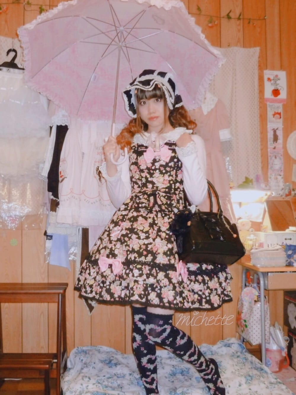 「うさみみ、ボンネット、BABY, THE STARS SHINE BRIGHT、花柄、ちびねこブーケ、つけ襟、カットソー、オーバーニーソックス、ロリータ、ロリィタ」｜「no brandのブランド不明/オーロラホログラムラメ付きおばけかぼちゃのパッチンピン×2（ヘアピン、オレンジ系）」を使った、✞𝔪𝖎𝖈𝖍𝖊𝖙𝖙𝖊✞さん（レディース・162cm）の秋コーディネートの1枚目の写真