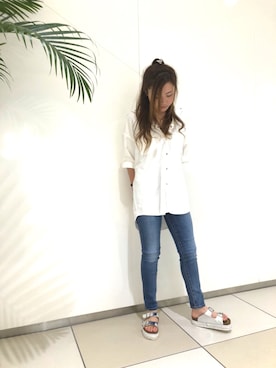 「ストレートデニム」｜葉月さん（レディース・155cm）の春コーディネート