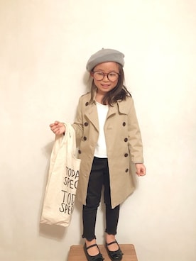 「petit main（プティマイン）のアイテム（トレンチコート）」を使った、m.yさん（キッズ・110cm）の春コーディネート