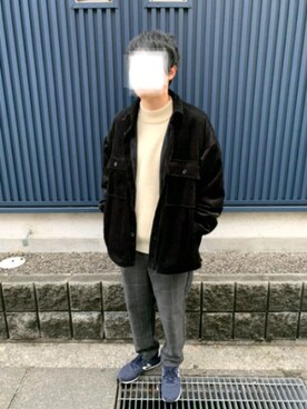 「白ニット」｜「アイテム（その他アウター）」を使った、taiさん（メンズ・168cm）の冬コーディネート