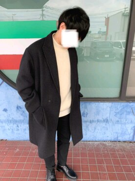 「白ニット」｜「アイテム（その他アウター）」を使った、taiさん（メンズ・168cm）の冬コーディネート