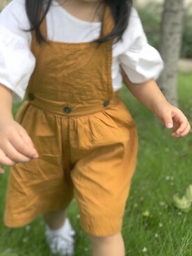 「koreのアイテム（Tシャツ/カットソー、ホワイト系）」を使った、リトル・ラブ小爱さん（キッズ・90cm）の秋コーディネート