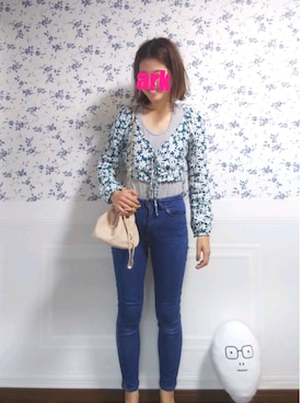 「ZARA（ザラ）のアイテム（シャツ/ブラウス、ブルー系）」を使った、いなちゃん🌷さん（レディース・169cm）の秋コーディネート