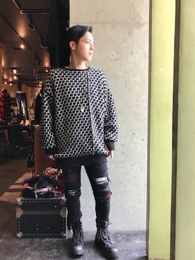「KMRii（ケムリ）のアイテム（ニット/セーター）」を使った、山Dさん（メンズ・160cm）の秋コーディネート