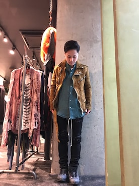「ISAMU KATAYAMA BACKLASH（イサムカタヤマバックラッシュ）のアイテム（シャツ/ブラウス）」を使った、山Dさん（メンズ・160cm）の冬コーディネート