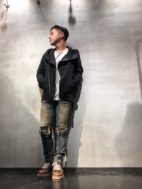 「ISAMU KATAYAMA BACKLASH（イサムカタヤマバックラッシュ）のアイテム（パーカー）」を使った、山Dさん（メンズ・160cm）の冬コーディネート