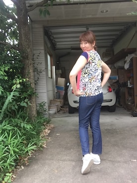 「Import & Select（インポートアンドセレクト）のアイテム（パンツ）」を使った、エマさん（レディース・171cm）の夏コーディネート