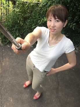 「Import & Select（インポートアンドセレクト）のアイテム（パンツ）」を使った、エマさん（レディース・171cm）の夏コーディネート