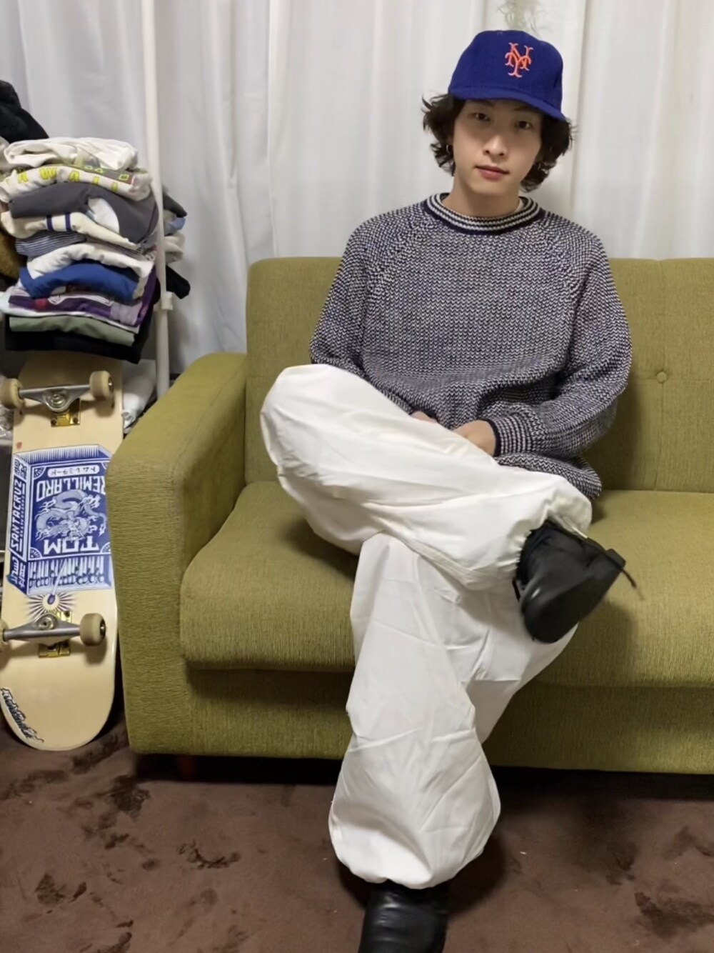 「秋冬コーデ、レザーLOVEスナップ、休日スタイル、秋のコーデ、カジュアルコーデ、シンプルコーデ、おしゃれさんと繋がりたい、いいね、save、フォローお願いします🤑、ビッグシルエット、革靴」｜「US.ARMYのアイテム（その他パンツ、ホワイト系）」を使った、ちむさん（メンズ・170cm）の秋コーディネートの1枚目の写真