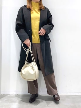 「LAKOLE（ラコレ）のアイテム（チェスターコート）」を使った、yun..さん（レディース・160cm）の秋コーディネート