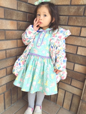 「fafa（フェフェ）のアイテム（その他アウター）」を使った、Jeenaさん（キッズ・90cm）の冬コーディネート