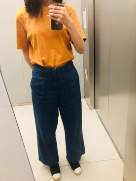 「UNIQLO（ユニクロ）のアイテム（Tシャツ/カットソー、オレンジ系）」を使った、夏が終わったさん（レディース・171cm）の秋コーディネート