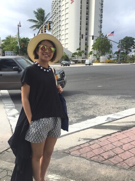 「MONKI（モンキ）のアイテム（カーゴパンツ）」を使った、Agnes Kanさん（レディース・157cm）の冬コーディネート